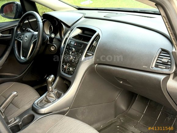 HATASIZ OPEL ASTRA 1.6 EDİTİON PLUS 2016 MODEL SERVİS BAKIMLI !