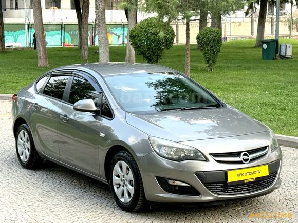HATASIZ OPEL ASTRA 1.6 EDİTİON PLUS 2016 MODEL SERVİS BAKIMLI !