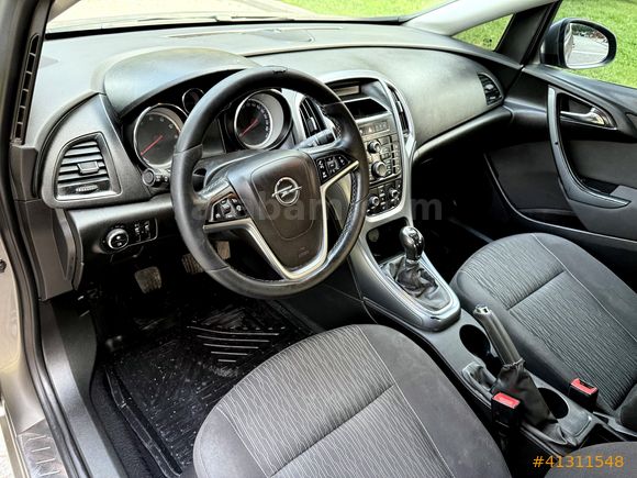 HATASIZ OPEL ASTRA 1.6 EDİTİON PLUS 2016 MODEL SERVİS BAKIMLI !