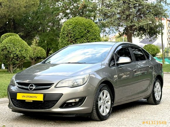HATASIZ OPEL ASTRA 1.6 EDİTİON PLUS 2016 MODEL SERVİS BAKIMLI !