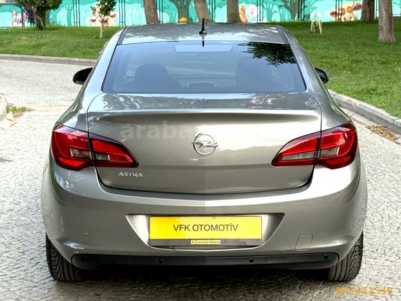 HATASIZ OPEL ASTRA 1.6 EDİTİON PLUS 2016 MODEL SERVİS BAKIMLI !