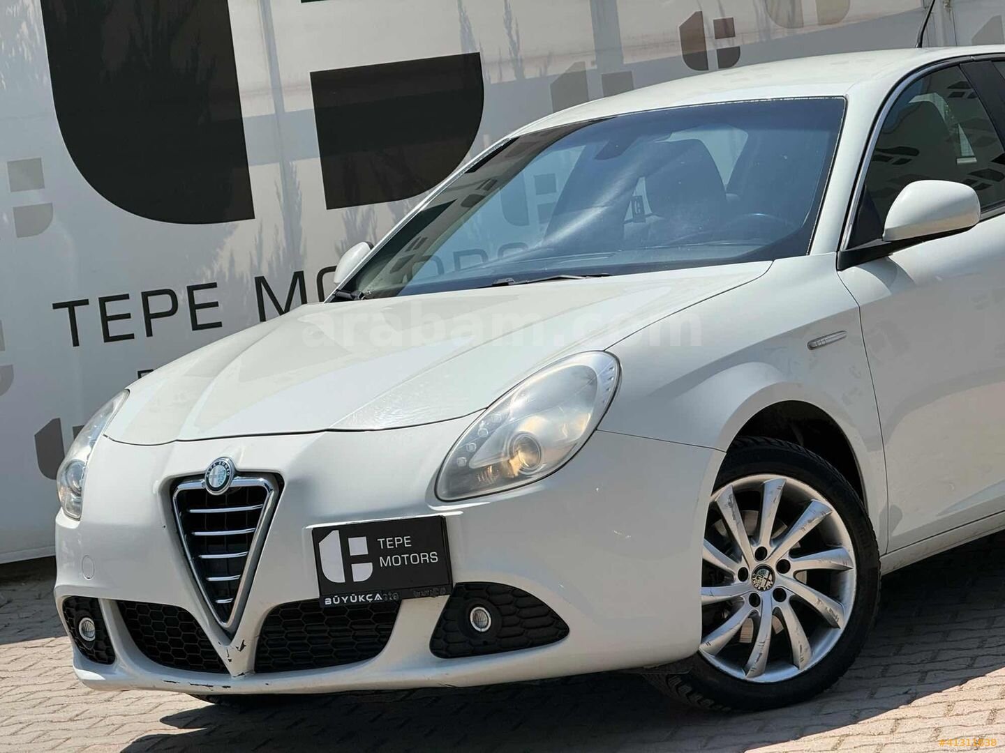 Galeriden Alfa Romeo Giulietta 1.4 TB MultiAir Distinctive 2013 Model İzmir 135.000 km Beyaz 7