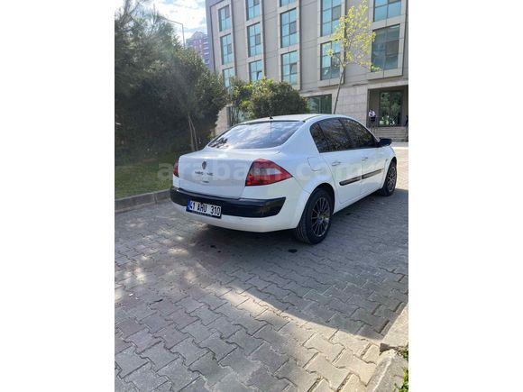 Sahibinden Renault Megane 1.5 dCi Dynamique 2005 Model 