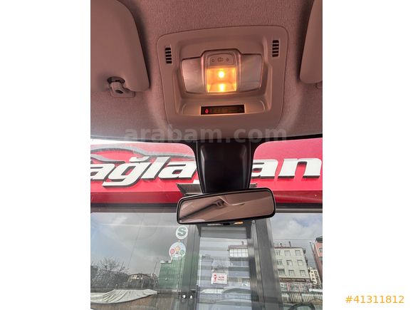 ÇAĞLAYAN OTOMOTİV'DEN" HATASIZ "2024 C3 1.2 PURETECH FEEL BOLD