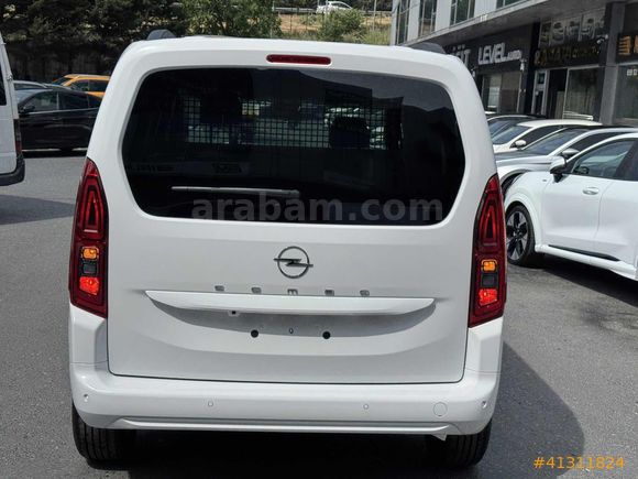 DİCLE'den 2026 '0'KM COMBO PRO EKRAN GERİ GÖRÜŞ ÇELİK JANT KREDİ