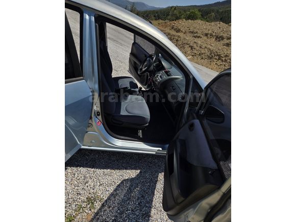 Sahibinden Honda Jazz 1.4 LS 2006 Model