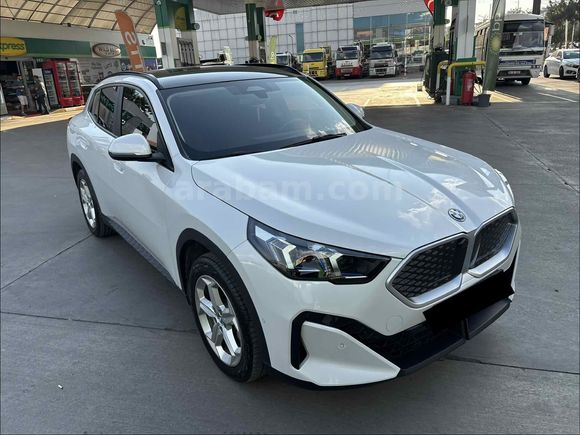Sahibinden BMW iX2 eDrive20 Sport Line 2024 Model 
