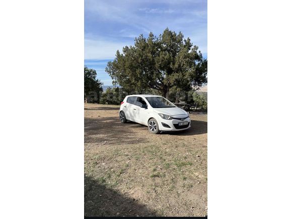 Sahibinden Hyundai i20 1.4 CRDi Jump 2014 Model 