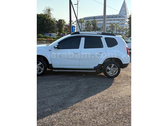 4x2 2. Sahibinden Dacia Duster 1.5 dCi Laureate 2013 Model