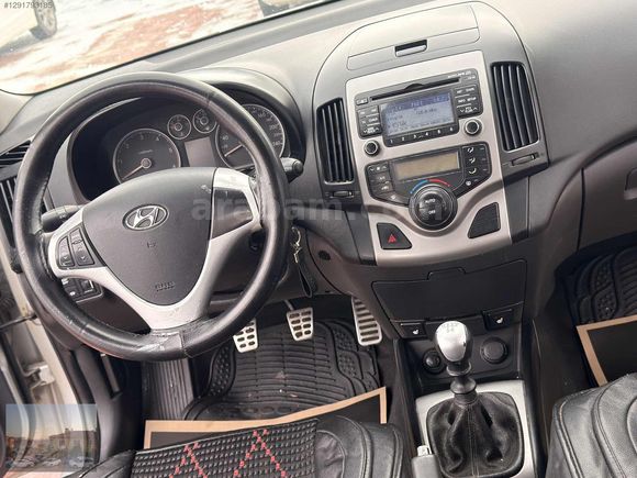 2009 MODEL İ30 1.6 CRDİ STYLE PLUS SUNROOF'lu FULL PAKET