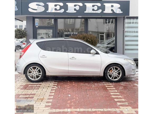 2009 MODEL İ30 1.6 CRDİ STYLE PLUS SUNROOF'lu FULL PAKET
