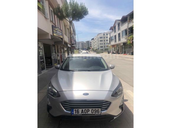 Sahibinden Ford Focus 1.5 Ti-VCT Trend X 2021 Model Bursa 64.000.km ilk sahibinden pazarlık payı mevcuttur görünen harici bir sıkıntısı yoktur 