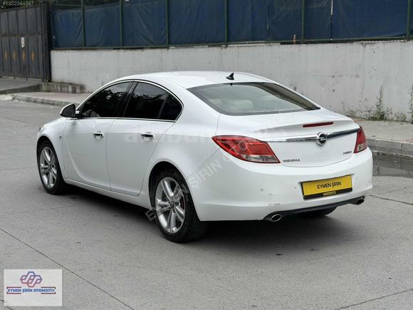 TEMİZ KAZASIZ OPEL İNSİGNİA