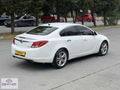 TEMİZ KAZASIZ OPEL İNSİGNİA