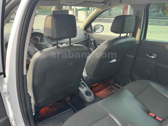 Sahibinden Renault Clio 1.5 dCi Night & Day 2012 Model 