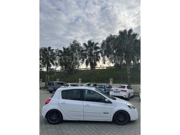 Sahibinden Renault Clio 1.5 dCi Night & Day 2012 Model 