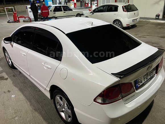 Sahibinden Honda Civic 1.6i VTEC Elegance 2012 Model