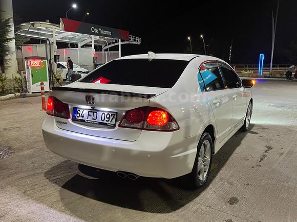 Sahibinden Honda Civic 1.6i VTEC Elegance 2012 Model