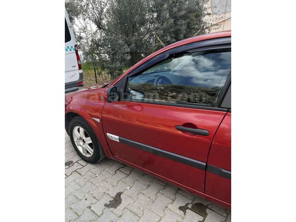 Sahibinden Renault Megane 1.6 Authentique 2004 Model 