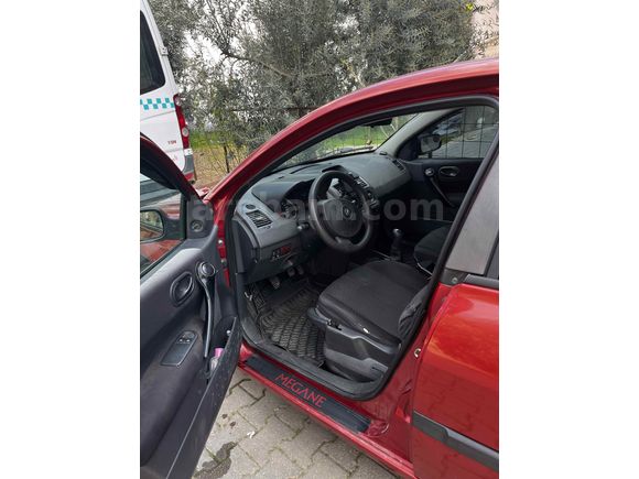 Sahibinden Renault Megane 1.6 Authentique 2004 Model 