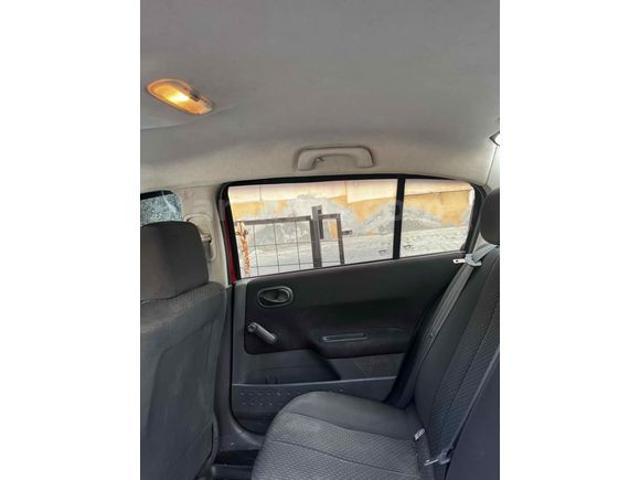 Sahibinden Renault Megane 1.6 Authentique 2004 Model 