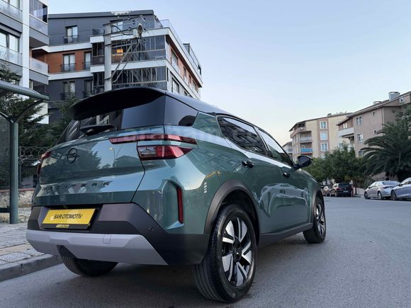 ADEM SARI'DAN BOYASIZ 2025 MODEL ÇİFT RENK FULL ELEKTİKLİ 10.000 KM