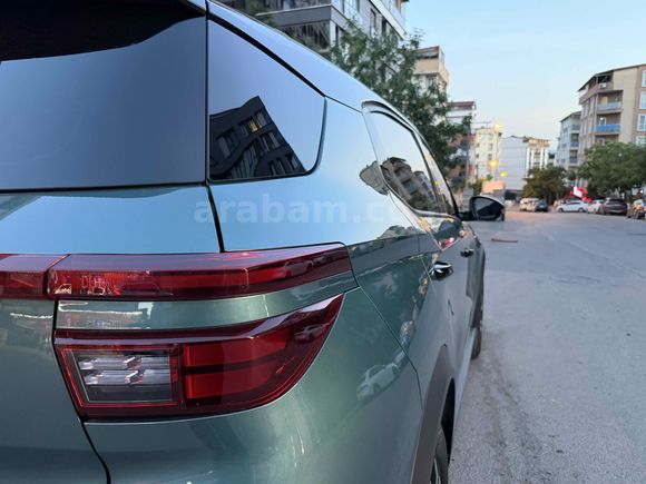 ADEM SARI'DAN BOYASIZ 2025 MODEL ÇİFT RENK FULL ELEKTİKLİ 10.000 KM
