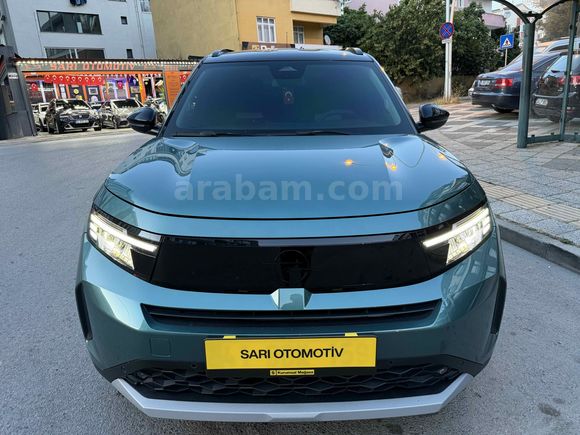 ADEM SARI'DAN BOYASIZ 2025 MODEL ÇİFT RENK FULL ELEKTİKLİ 10.000 KM