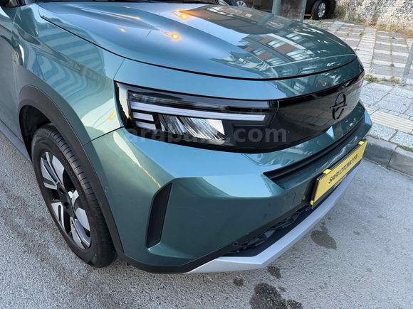 ADEM SARI'DAN BOYASIZ 2025 MODEL ÇİFT RENK FULL ELEKTİKLİ 10.000 KM