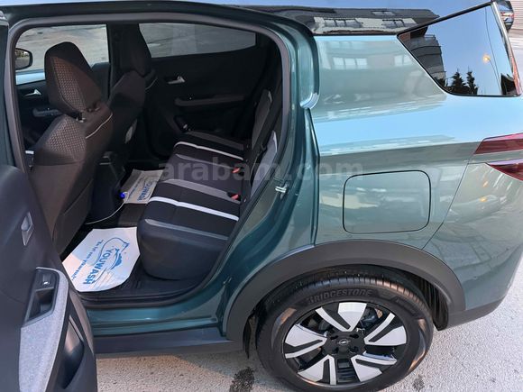 ADEM SARI'DAN BOYASIZ 2025 MODEL ÇİFT RENK FULL ELEKTİKLİ 10.000 KM