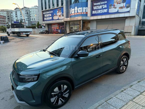 ADEM SARI'DAN BOYASIZ 2025 MODEL ÇİFT RENK FULL ELEKTİKLİ 10.000 KM