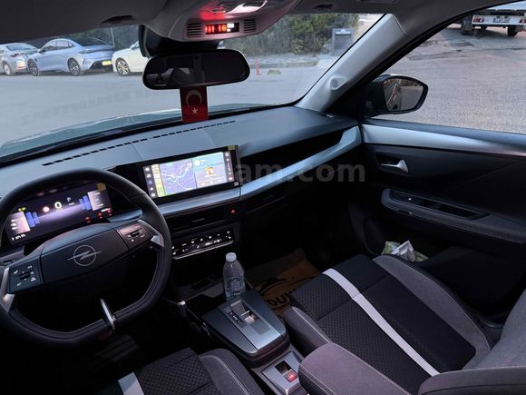 ADEM SARI'DAN BOYASIZ 2025 MODEL ÇİFT RENK FULL ELEKTİKLİ 10.000 KM