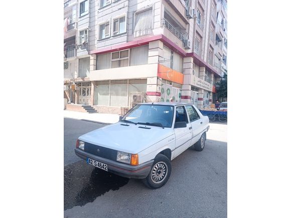 Sahibinden Renault R 9 1.4 Broadway GTE 1993 Model