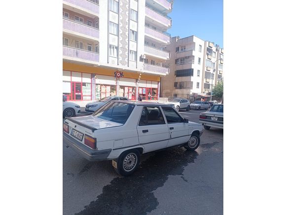 Sahibinden Renault R 9 1.4 Broadway GTE 1993 Model