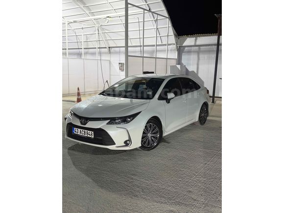 Sahibinden Toyota Corolla 1.5 Dream 2021 Model 