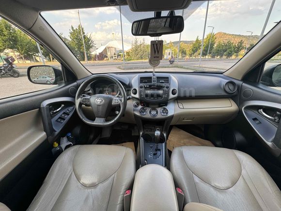 Sahibinden Toyota RAV4 2.0 Premium Plus 2012 Model 