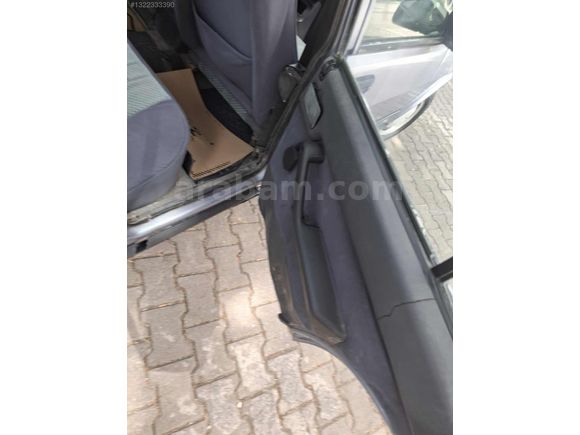 Öz Otomotiv'Den 93 SL