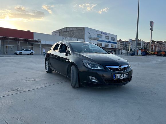 Sahibinden Opel Astra 1.6 Cosmo 2011 Model 