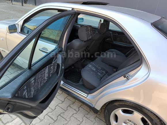 Sahibinden Mercedes - Benz E 200 Avantgarde 1998 Model