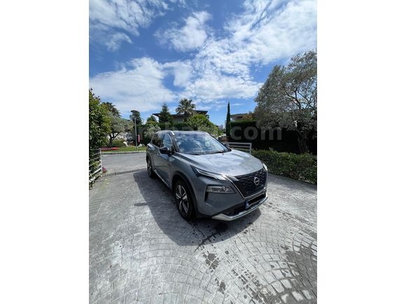 2022 X-TRAİL 1.5 E-4ORCE PREMİUM PAKET 5 KOLTUKLU 72.500 KM ÖZEL PLAKA
