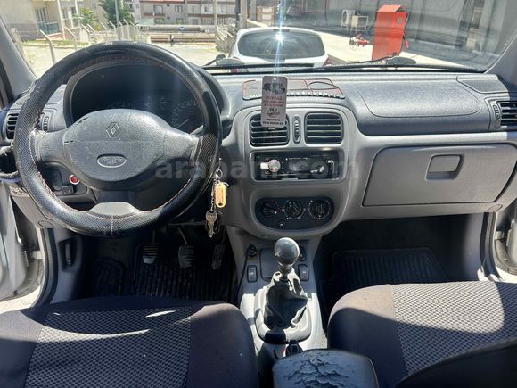 Sahibinden Renault Clio 1.4 RNA 2000 Model 