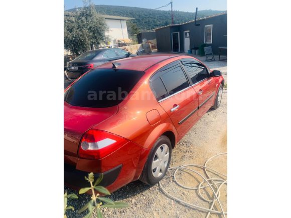 Sahibinden Renault Megane 1.4 Authentique 2005 Model