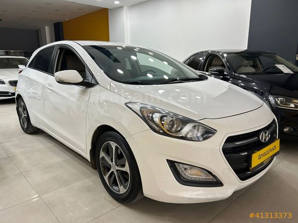 390.000 TL PEŞİNAT 2015 HYUNDAI İ30 1.6 STYLE OTOMATİK