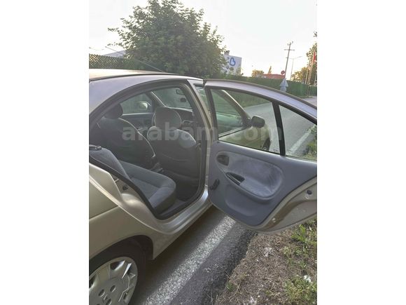 Sahibinden Renault Megane 1.6 RTE 2001 Model 
