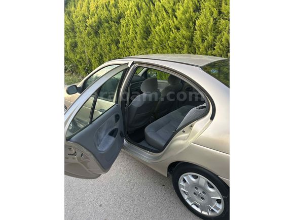 Sahibinden Renault Megane 1.6 RTE 2001 Model 
