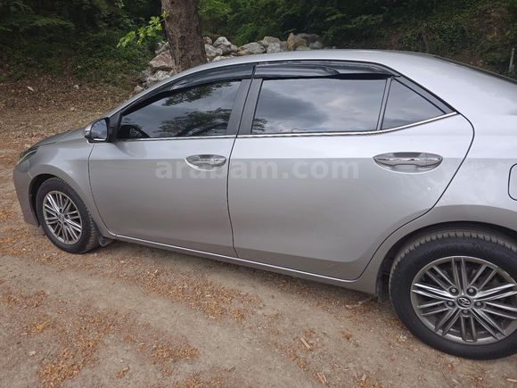 Toyota Corolla 1.4 D-4D Advance 2018 Model