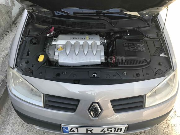 Sahibinden Renault Megane 1.6 Authentique 2004 Model 