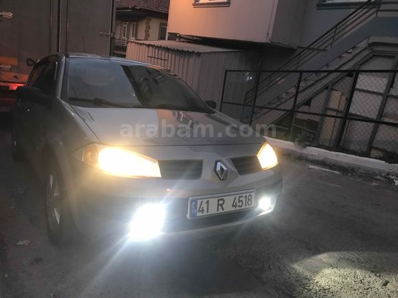Sahibinden Renault Megane 1.6 Authentique 2004 Model 