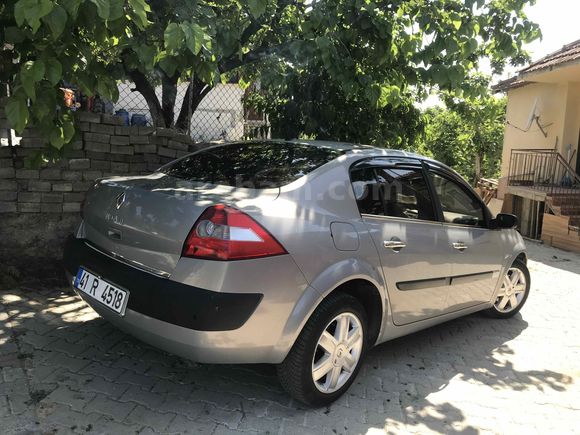 Sahibinden Renault Megane 1.6 Authentique 2004 Model 
