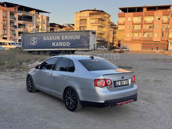 Galeriden Volkswagen Jetta 1.6 Primeline 2007 Model İzmir